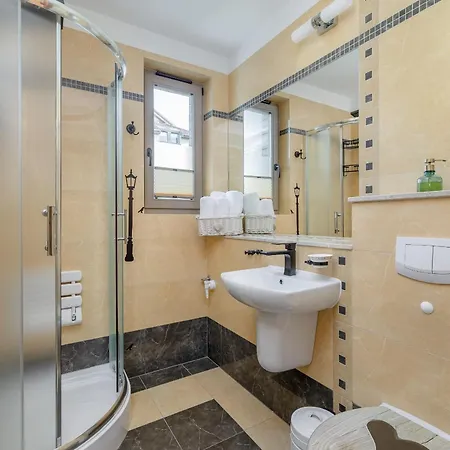 Exceptional 550 M From The By Renters *