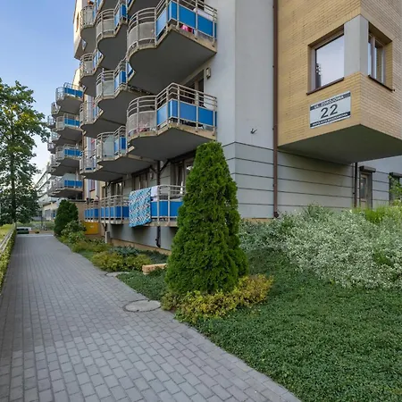 Apartment Exceptional 550 M From The By Renters Swinoujscie